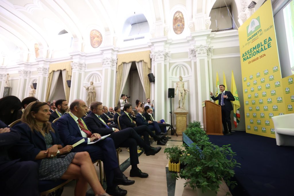 Questa immagine ha l'attributo alt vuoto; il nome del file è 20240719123847_GBP_4092-1-1024x683.jpg